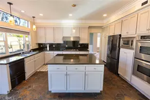 2605 Augusta, Tustin, CA 92782 - Photo 13