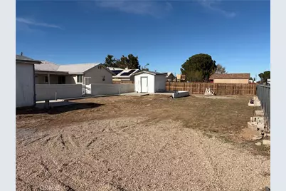 7413 Montrose, Hesperia, CA 92345 - Photo 19