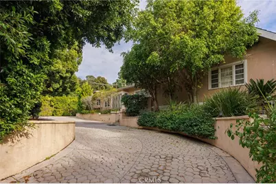 2072 Coldwater Canyon, Beverly Hills, CA 90210 - Photo 17