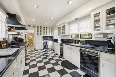 2072 Coldwater Canyon, Beverly Hills, CA 90210 - Photo 7