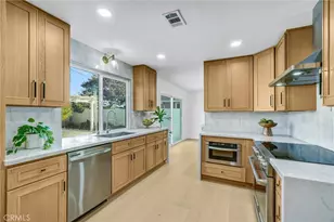 9171 Regatta, Huntington Beach, CA 92646 - Photo 7