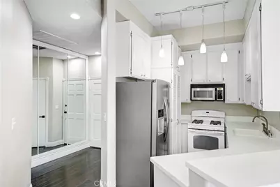 6140 Monterey Road #406, Los Angeles, CA 90042 - Photo 5