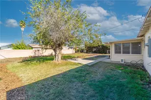110 W Montrose, Hemet, CA 92543 - Photo 13