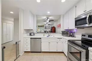 944 Lupine Hills, Vista, CA 92081 - Photo 23