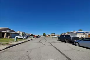 821 Cypress Ln, Blythe, CA 92225 - Photo 3