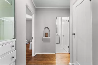 2056 W 70th, Los Angeles, CA 90047 - Photo 11