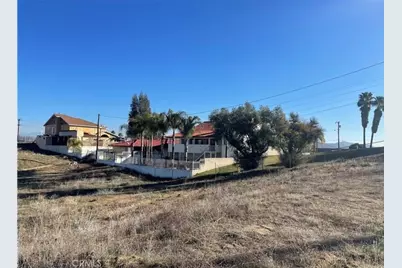 5 Silver, Lake Elsinore, CA 92530 - Photo 3