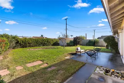 8342 Fontainbleau Way, Cypress, CA 90630 - Photo 25