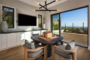 560 Peninsula, Irvine, CA 92602 - Photo 17