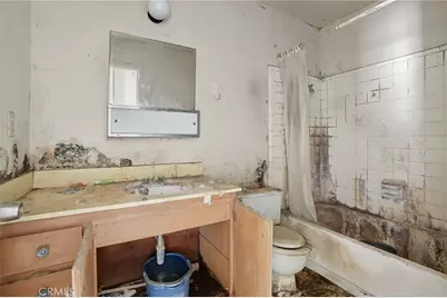 933 Acosta #35, Salinas, CA 93905 - Photo 11