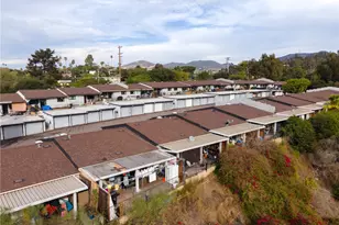 1010 Clearbrook Ln, Vista, CA 92084 - Photo 11