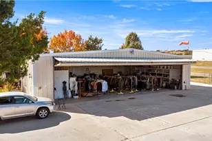 6998 Summit Valley Rd, Hesperia, CA 92345 - Photo 9