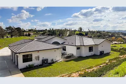 2027 Via Monserate, Fallbrook, CA 92028 - Photo 3