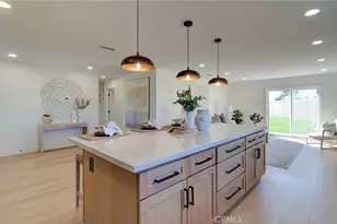 8652 Royer, Huntington Beach, CA 92647 - Photo 9