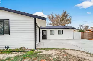 1329 Indian Sage, Lancaster, CA 93534 - Photo 3