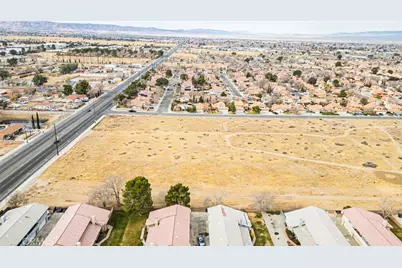 43600 E 7th Street, Lancaster, CA 93535 - Photo 11
