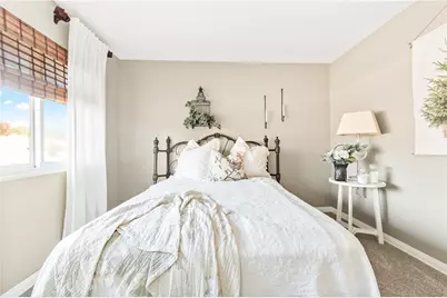 18576 Vallarta, Huntington Beach, CA 92646 - Photo 37