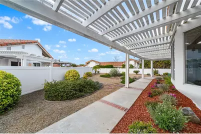 4655 Barcelona, Oceanside, CA 92056 - Photo 3