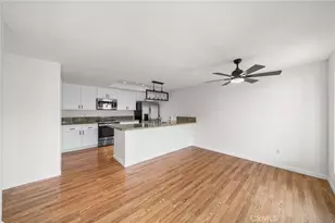 4655 Barcelona, Oceanside, CA 92056 - Photo 11