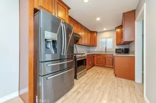 922 N 4th Ave, Upland, CA 91786 - Photo 9
