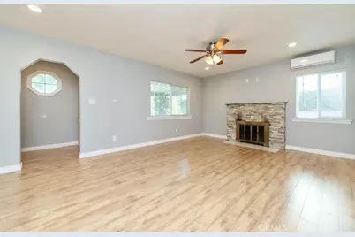 922 N 4th Avenue, Upland, CA 91786 - Photo 5