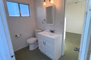 8439 Venus Dr, Buena Park, CA 90620 - Photo 23