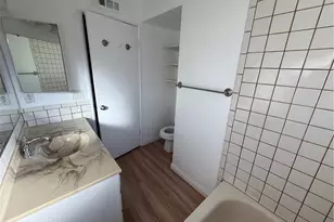 8439 Venus Dr, Buena Park, CA 90620 - Photo 11