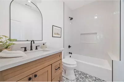 5670 Hub Street, Los Angeles, CA 90042 - Photo 15