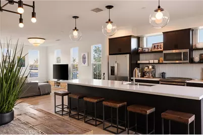 2023 Placentia, Costa Mesa, CA 92627 - Photo 3