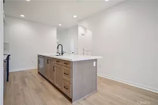 152 Balsawood, Tustin, CA 92780 - Photo 5