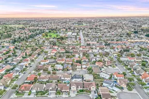 12361 Caravel, Cerritos, CA 90703 - Photo 57