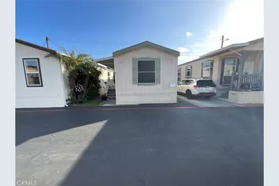 2060 Newport Blvd, Costa Mesa, CA 92627 - Photo 1