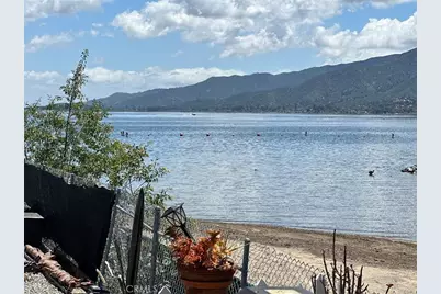 32000 Riverside Drive #I1, Lake Elsinore, CA 92530 - Photo 13