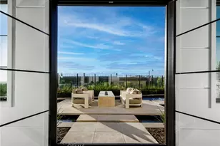 564 Peninsula, Irvine, CA 92602 - Photo 19