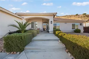 7590 Arrowhead Lake Rd, Hesperia, CA 92345 - Photo 7