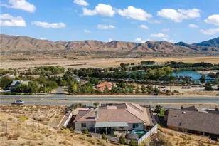 7590 Arrowhead Lake Rd, Hesperia, CA 92345 - Photo 3