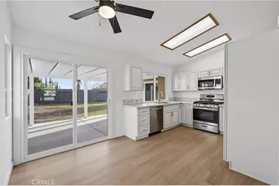 4595 Bronson, San Bernardino, CA 92407 - Photo 15