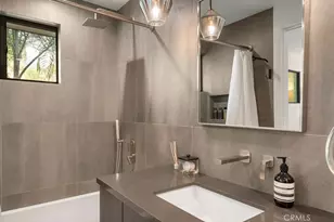 8130 Gould, Los Angeles, CA 90046 - Photo 31