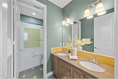 177 Compass, Irvine, CA 92618 - Photo 29