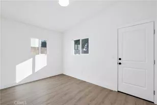 834 W 95th St, Los Angeles, CA 90044 - Photo 17