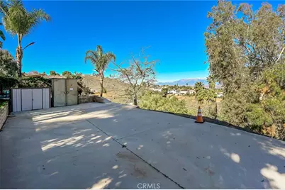 14531 Viewcrest Drive, Riverside, CA 92504 - Photo 57