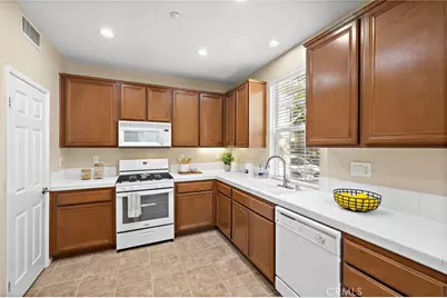 25 Corbin, Ladera Ranch, CA 92694 - Photo 9