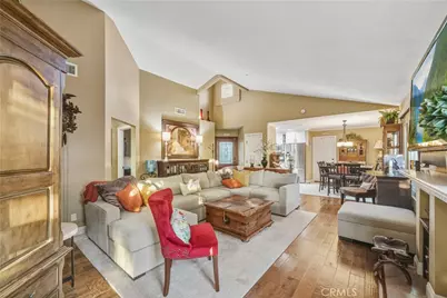 638 Via Umbroso, San Clemente, CA 92672 - Photo 7