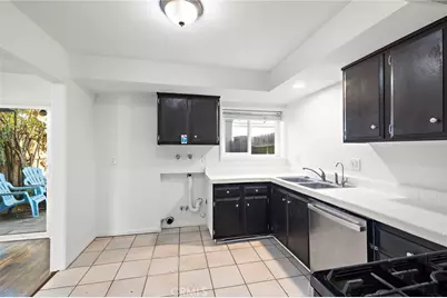 11081 Robinson, Stanton, CA 90680 - Photo 9