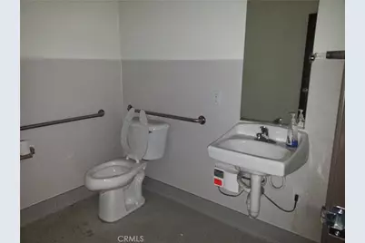 4066 Alamo Street, Riverside, CA 92501 - Photo 5