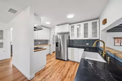 4425 Walnut Avenue, Long Beach, CA 90807 - Photo 17