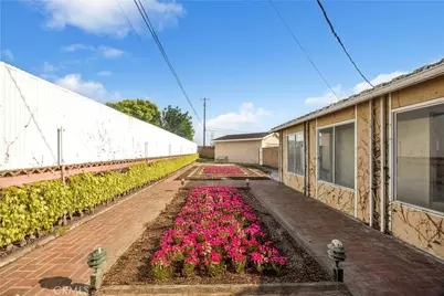 24200 Post Master, Harbor City, CA 90710 - Photo 29
