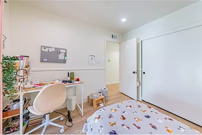 26 Seton, Irvine, CA 92612 - Photo 23