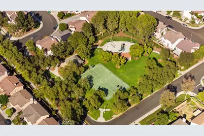 33 Winterfield Road, Irvine, CA 92602 - Photo 35