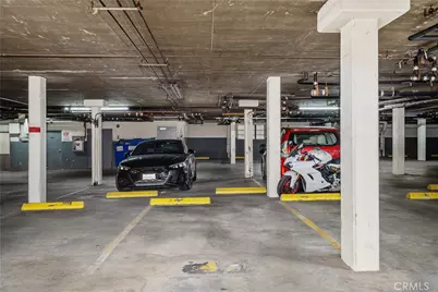 911 N Kings Road #319, West Hollywood, CA 90069 - Photo 25